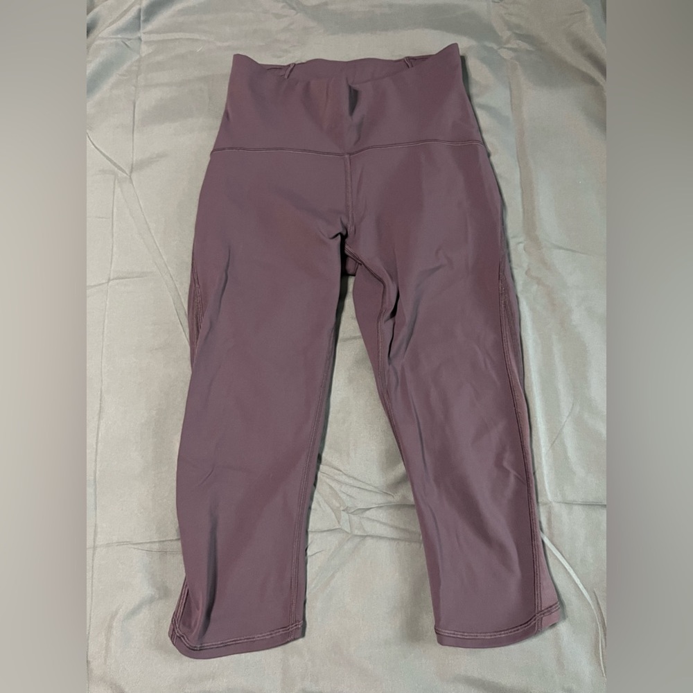 Lululemon Black Currant Purple Train Times Cropped Legging 17” Size 4